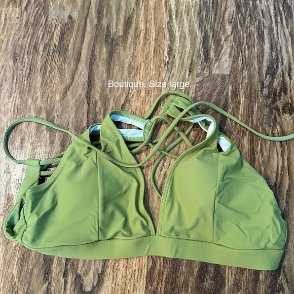 Women's Swimwear Bundle.bikini tops.Barely Worn&NWT Bottoms&1 top.7 PIECES TOTAL - Picture 10 of 15